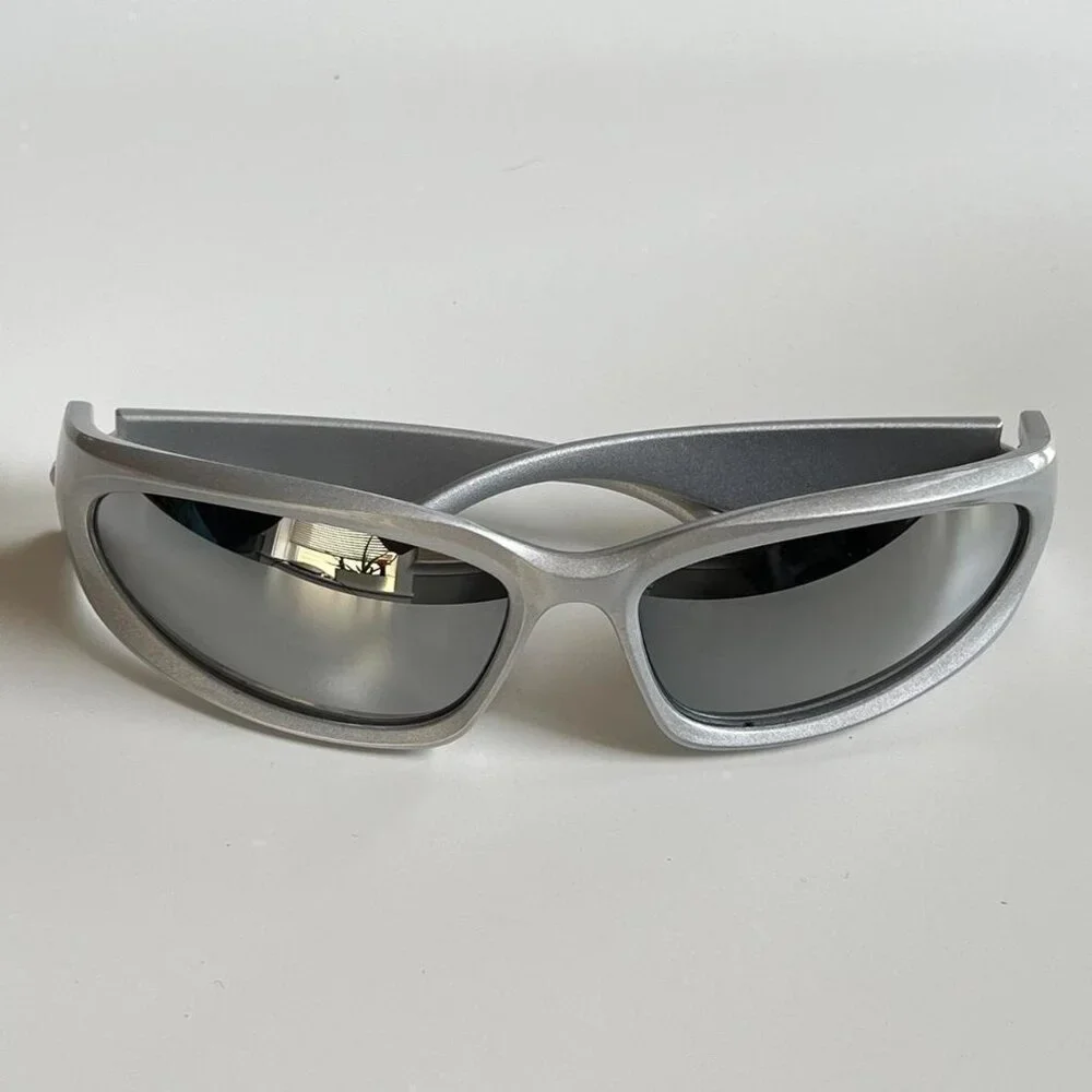 y2k 2000s vintage style chrome silver surfer sunglasses